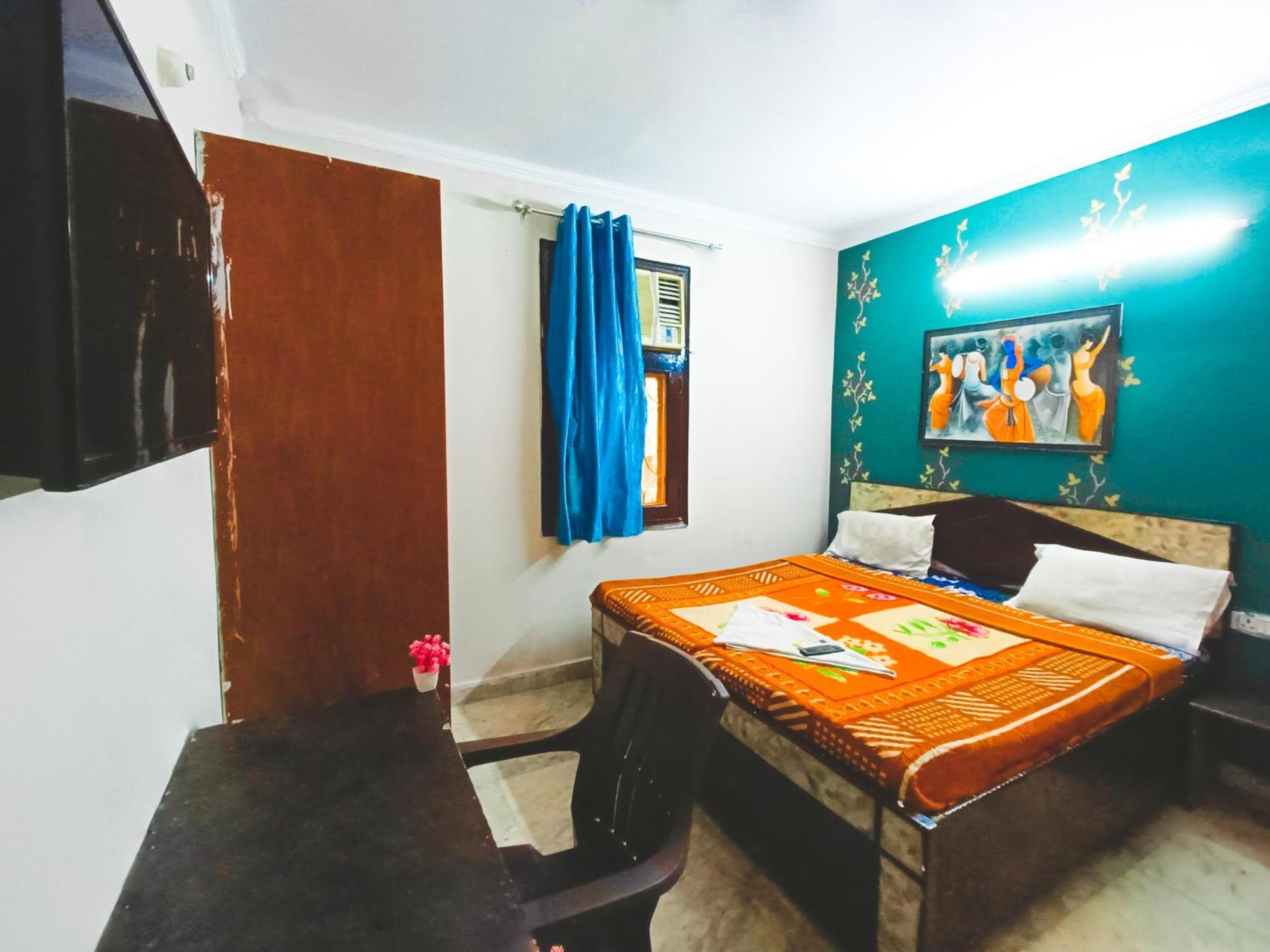 Hotel Bliss Bourn - Lajpat Nagar نيودلهي المظهر الخارجي الصورة